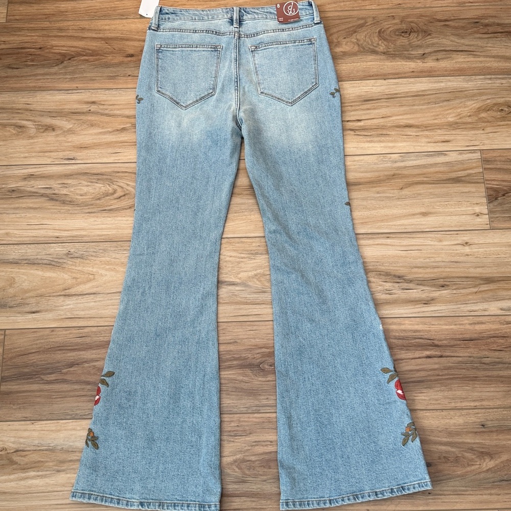 Driftwood Fiora Flare Jeans | Embroidered Floral Boho Western Farrah Style 8 NWT - Picture 3 of 9